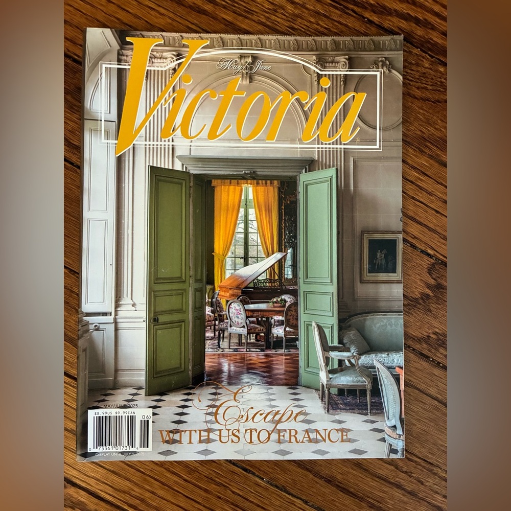 Victoria Magazine Set - Green & Blue Covers - Picture 2 of 7
